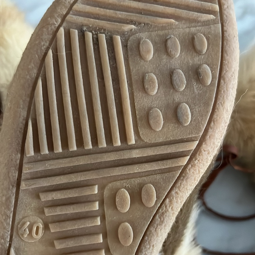 Oscar Sport Boots Cozy Faux Fur Winter Boots - Tan size 40 - Picture 8 of 8